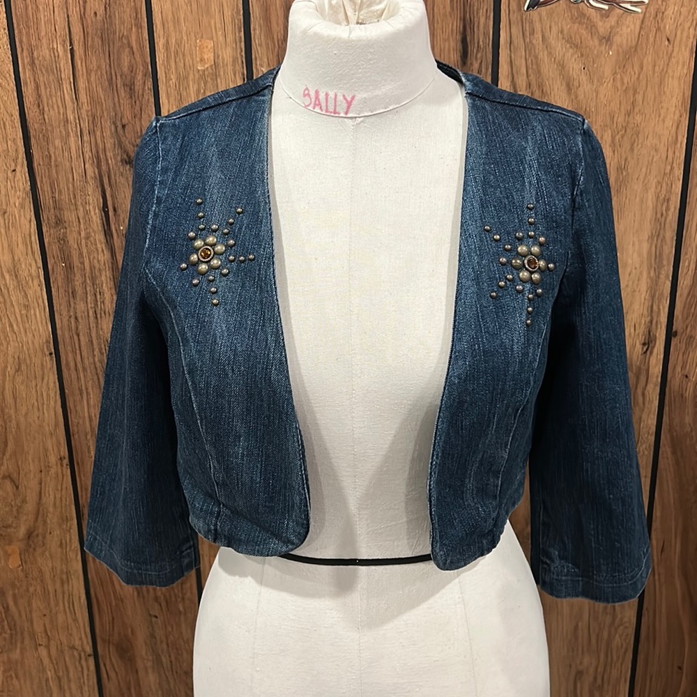 Vintage Women’s cropped denim Jacket Size Medium